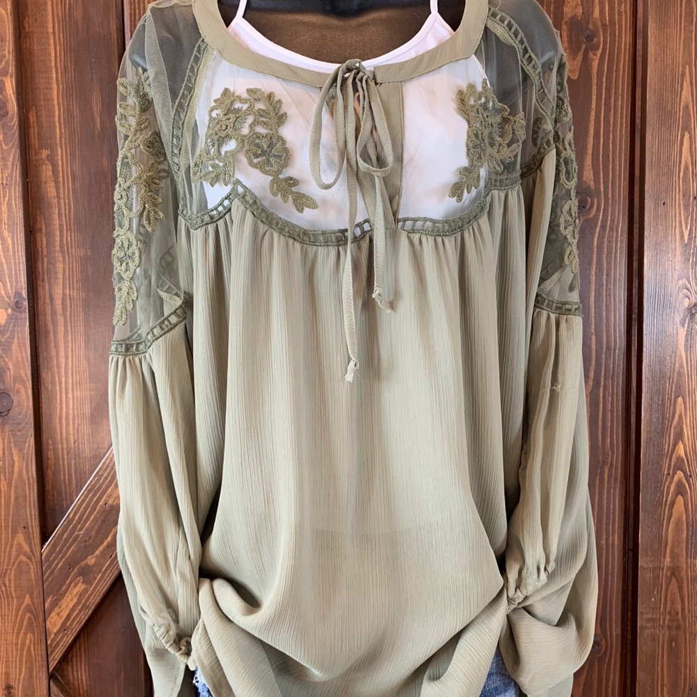 Olive Top